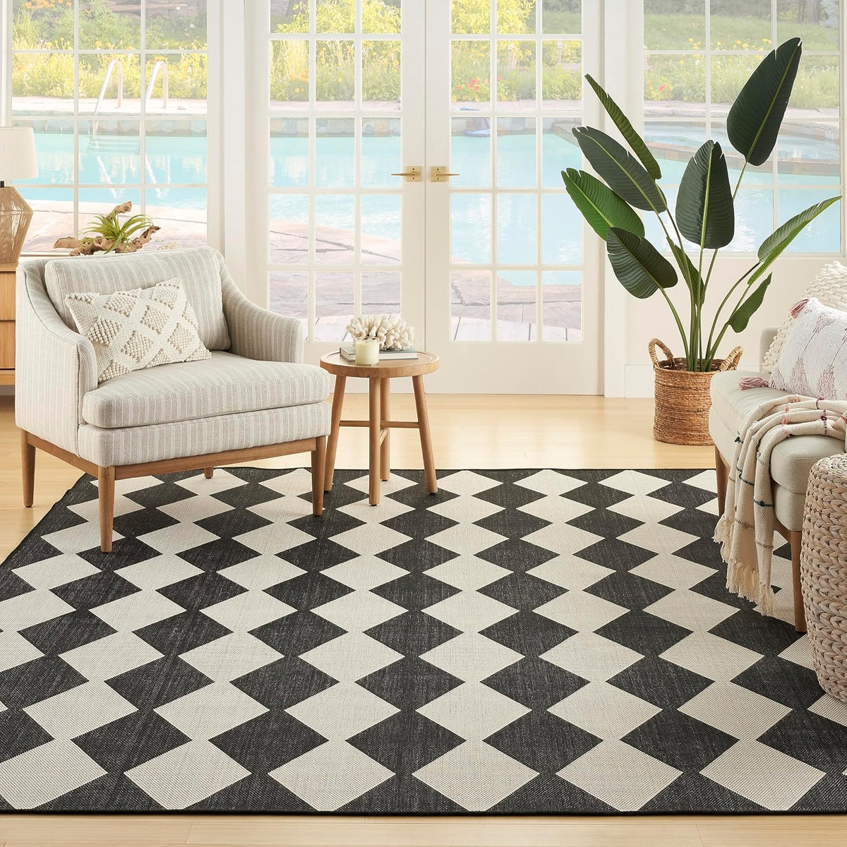 5' x 7' Black Easy‑Clean Non‑Shedding Area Rug