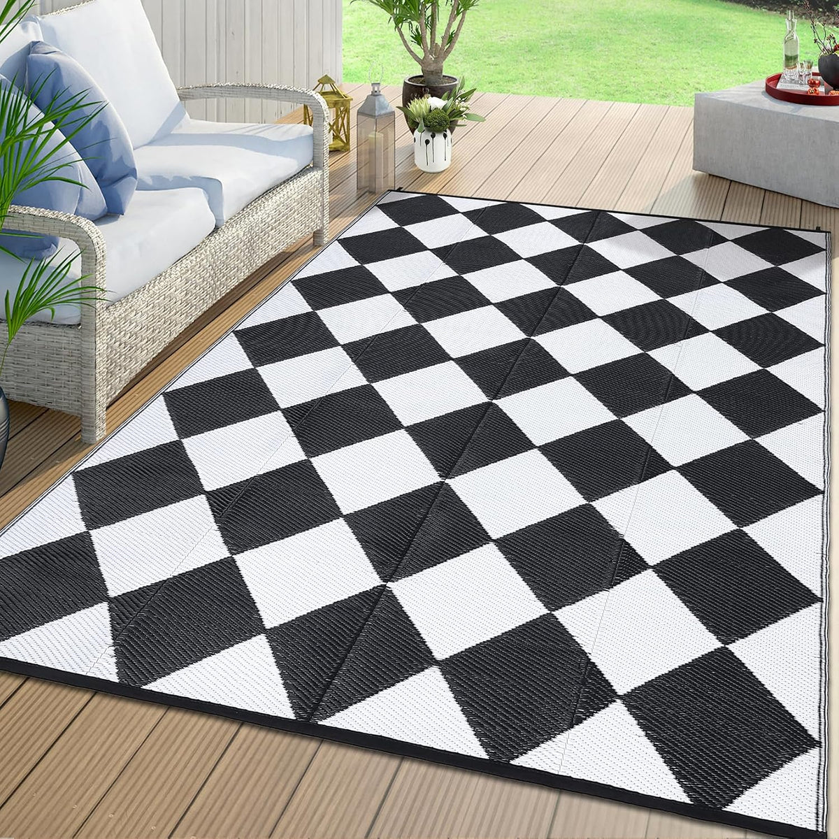 9×18 ft Reversible Waterproof Outdoor Straw Rug